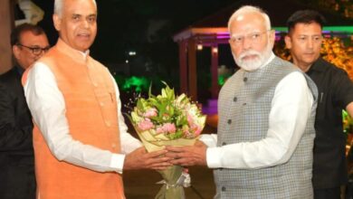 Photo of પ્રધાનમંત્રીશ્રી નરેન્દ્રભાઈ મોદીનું ગૃહરાજ્ય ગુજરાતમાં ઉષ્માભર્યું સ્વાગત: