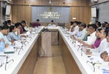 Photo of જીલ્લા વિકાસ અધિકારીશ્રીની અધ્યક્ષતામાં જિલ્લા સંકલન અને ફરિયાદ નિવારણ સમિતિની બેઠક વ્યારા ખાતે યોજાઈ