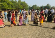 Photo of ગંગપુરની શ્રીયમ એમ. પી. કાપડિયા વિદ્યામંદિરમાં નવરાત્રી મહોત્સવની ભક્તિભાવપૂર્વક ઉજવણી: